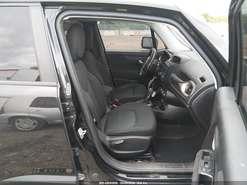 2017 JEEP RENEGADE auction photo 5