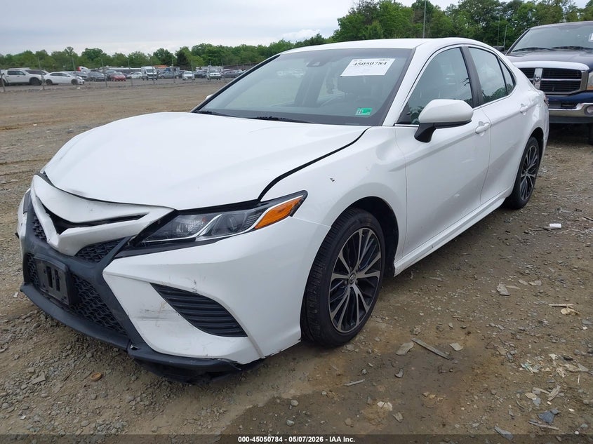 2018 Toyota Camry Se 4T1B11HK4JU628926 photo 1