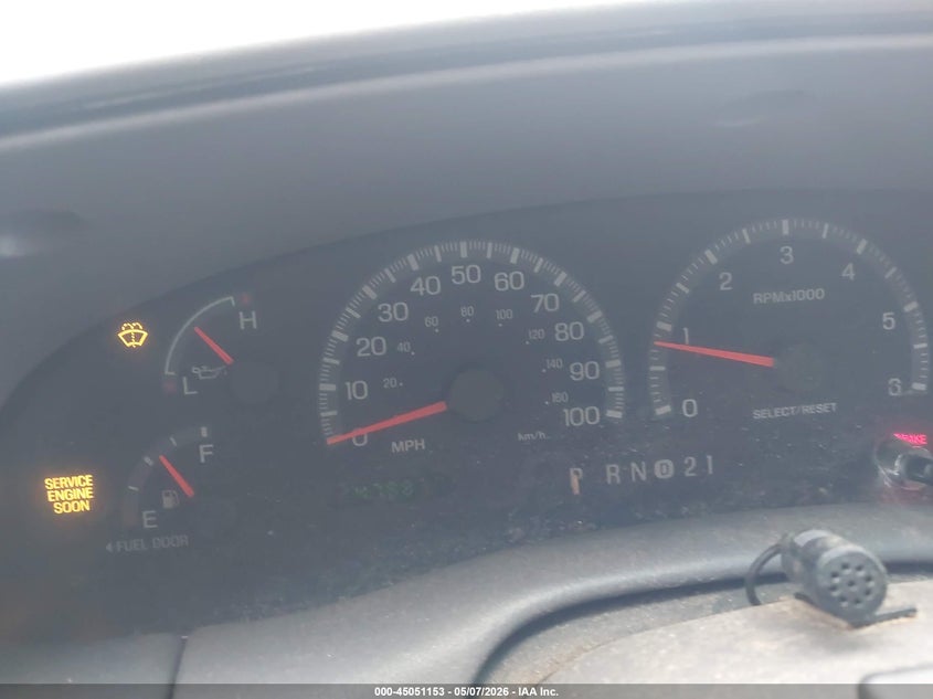 1999 Ford Expedition Eddie Bauer/Xlt VIN: 1FMRU1762XLA69854 Lot: 45051153