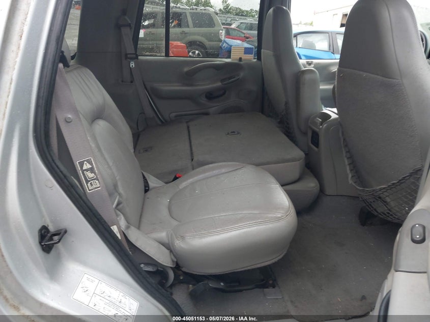 1999 Ford Expedition Eddie Bauer/Xlt VIN: 1FMRU1762XLA69854 Lot: 45051153