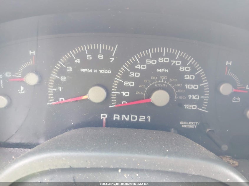 2004 Ford Expedition Xlt/Xlt Sport VIN: 1FMRU15W34LA92977 Lot: 45051240