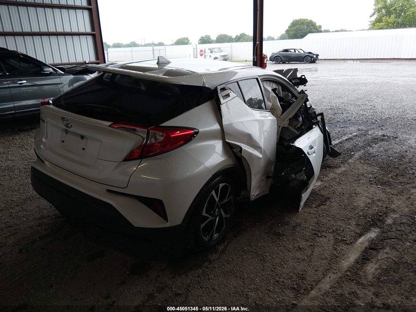 2018 TOYOTA C-HR auction photo 4