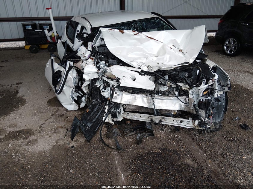 2018 TOYOTA C-HR auction photo 6