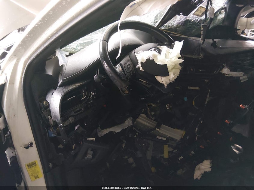 2018 TOYOTA C-HR auction photo 7