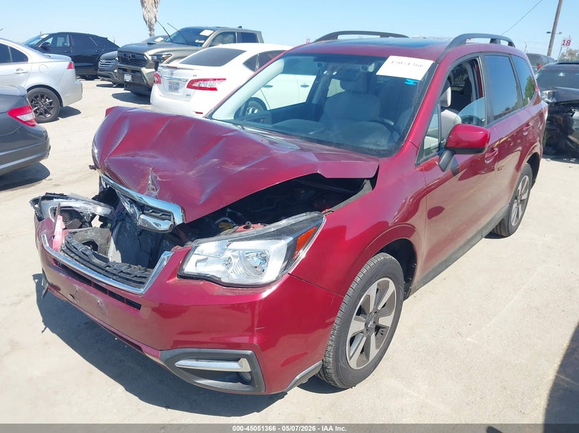 Vin: jf2sjagc4hh552028, lot: 45548896, subaru forester 2.5i premium 20172