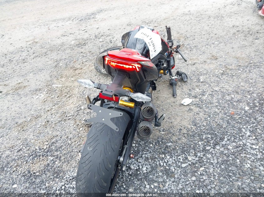 2023 Ducati Monster VIN: ZDMMAMDT9PB007770 Lot: 45051399