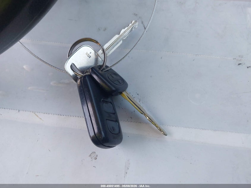 2005 Scion Xb VIN: JTLKT324450173582 Lot: 45051495