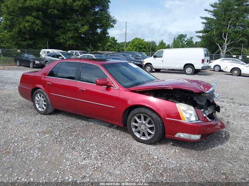 2010 CADILLAC DTS LUXURY COLLECTION