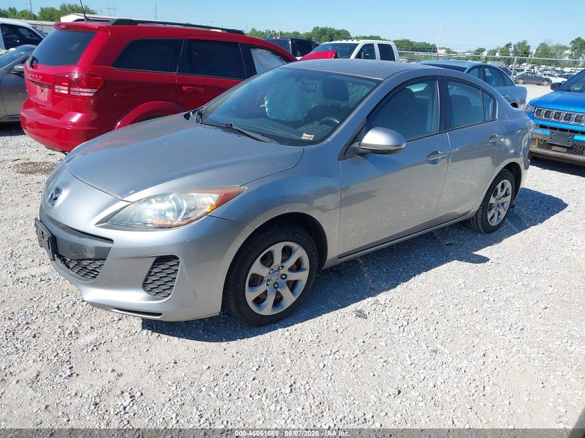 2013 Mazda Mazda3 I Sport JM1BL1U75D1815730 photo 1