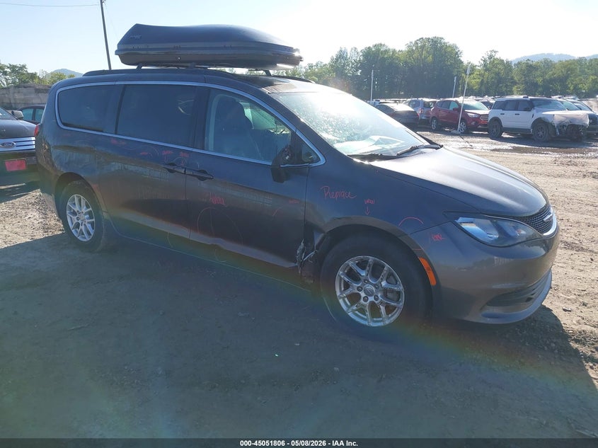 2020 CHRYSLER VOYAGER LXI