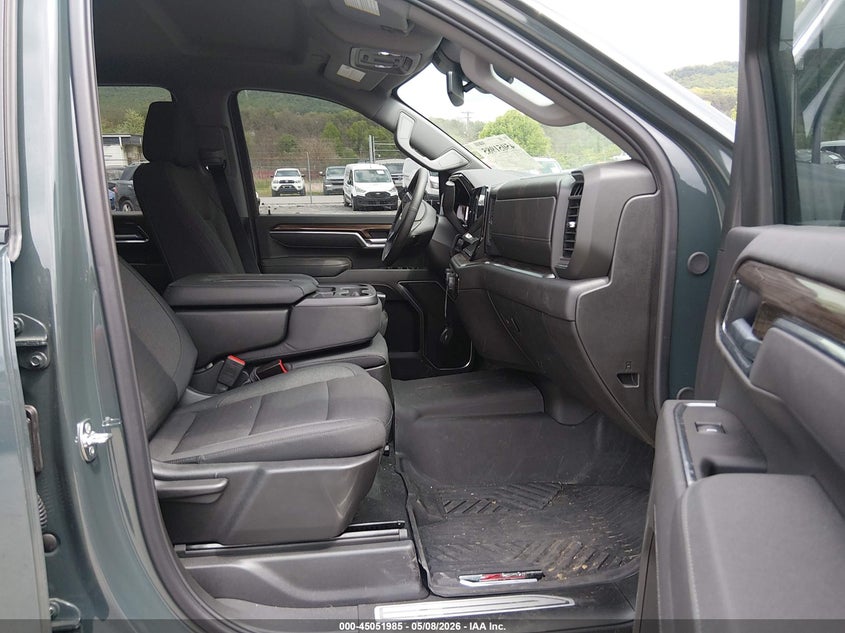 2026 CHEVROLET SILVERADO 2500HD auction photo 6