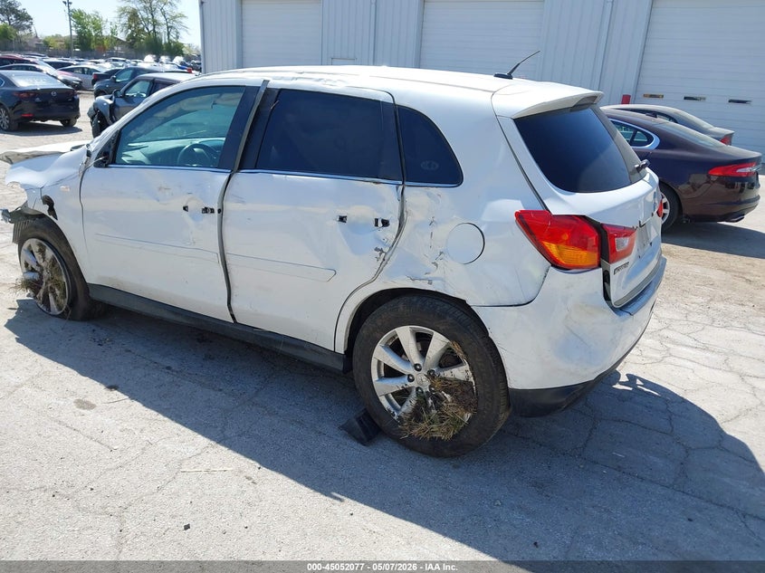 Vin: 4a4ar4au0fe001611, lot: 45549607, mitsubishi outlander sport se 20153