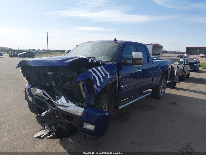 2011 Chevrolet Silverado 1500 Lt 1GCRKSE3XBZ240459 photo 1