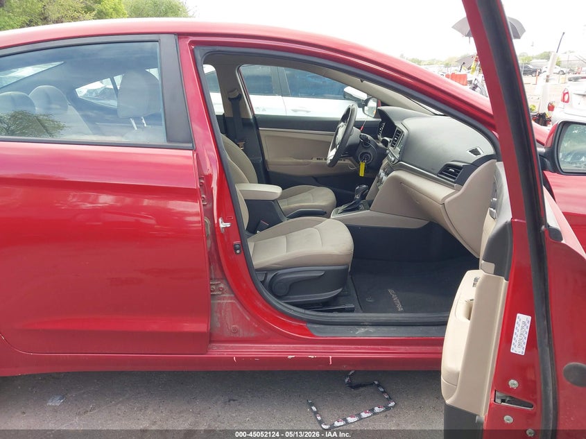 2019 HYUNDAI ELANTRA auction photo 5