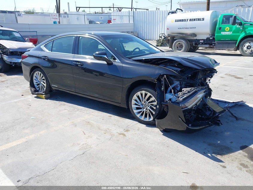 Vin: 58ae21b19lu011169, lot: 45549726, lexus es 300h luxury 2020 img_1
