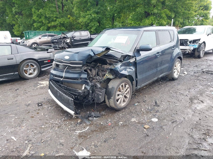 2017 KIA SOUL auction photo 2