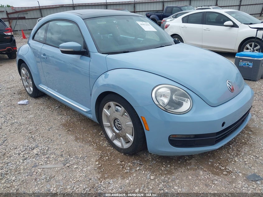 Vin: 3vwjx7at7cm661198, lot: 45549959, volkswagen beetle 2.5l 2012 img_1