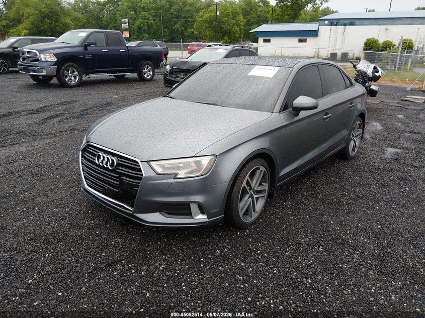 Vin: wauaugff8j1091623, lot: 45550044, audi a3 2.0t premium/2.0t tech premium 20182