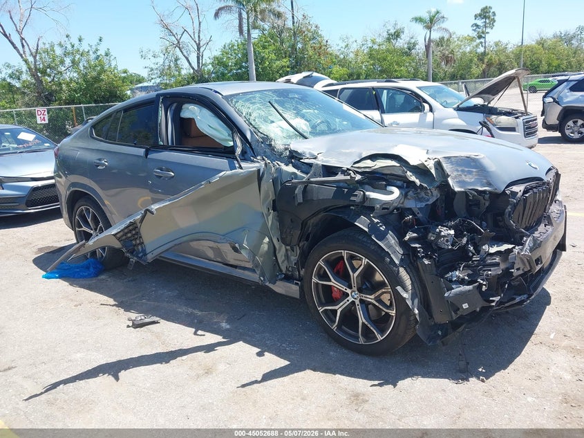2024 BMW X6 XDRIVE40I