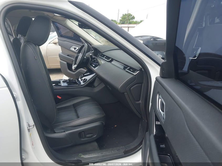 2019 LAND ROVER RANGE ROVER VELAR auction photo 5