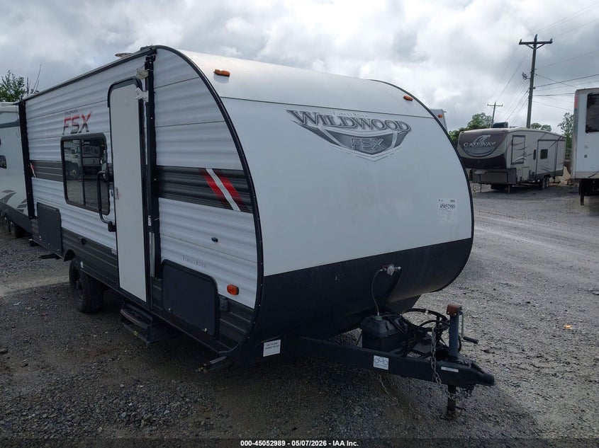 2020 FOREST RIVER WILDWOOD 179DBK 21' auction photo 1