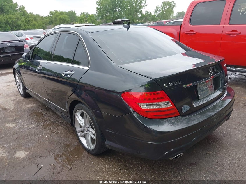 2013 MERCEDES-BENZ C 300 auction photo 3