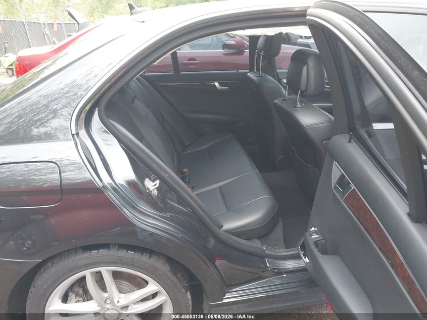 2013 MERCEDES-BENZ C 300 auction photo 8