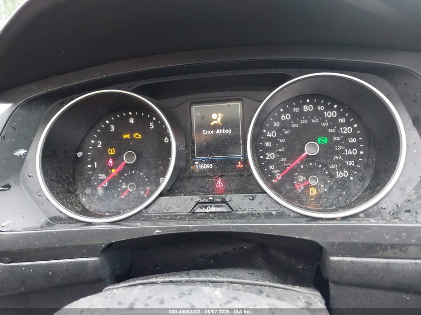 VOLKSWAGEN TIGUAN 2018 VIN 3VV3B7AX2JM169156