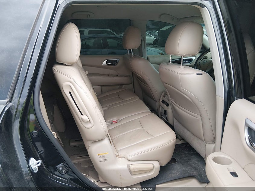 NISSAN PATHFINDER 2015 VIN 5N1AR2MN4FC670648