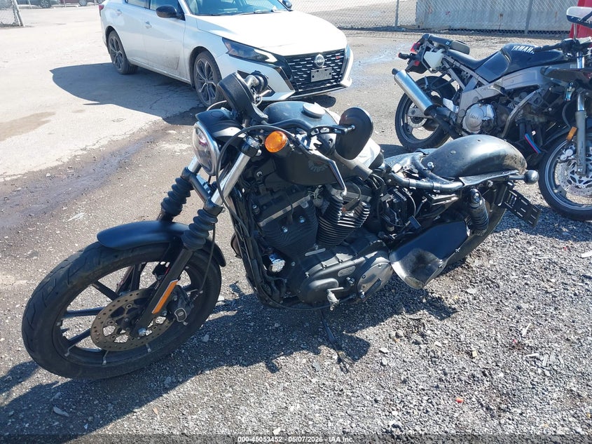 2021 HARLEY-DAVIDSON XL883 auction photo 2
