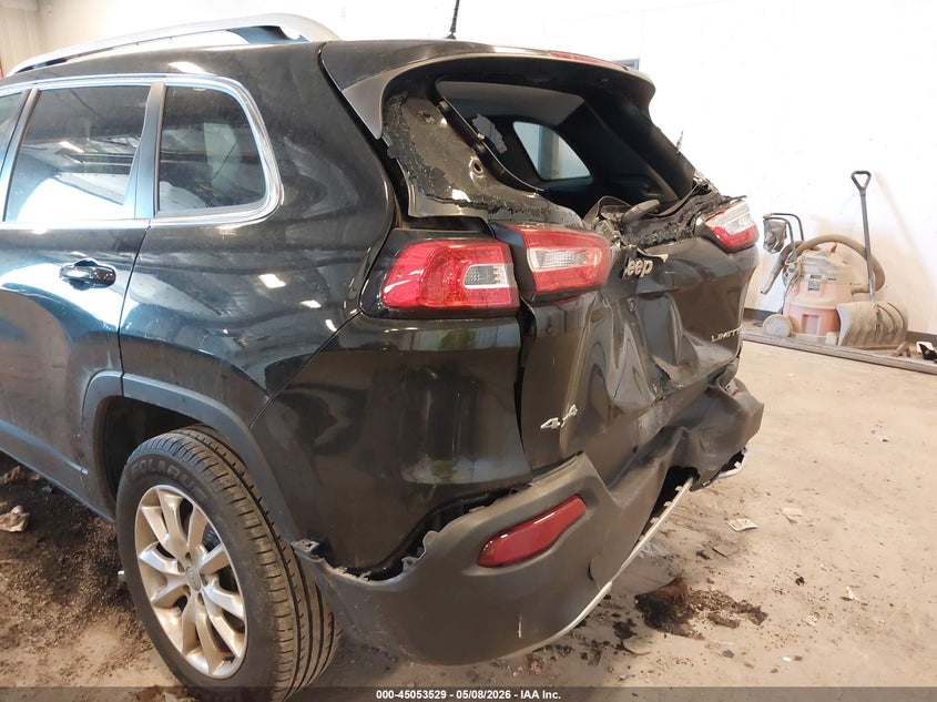 2016 JEEP CHEROKEE auction photo 6