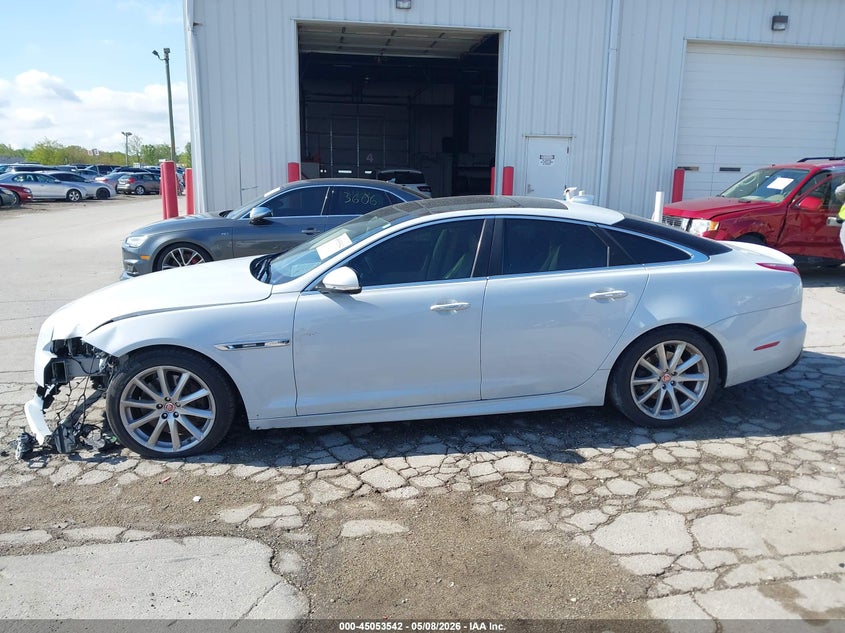 2016 Jaguar Xj R-Sport VIN: SAJWA1C73G8V93887 Lot: 45053542