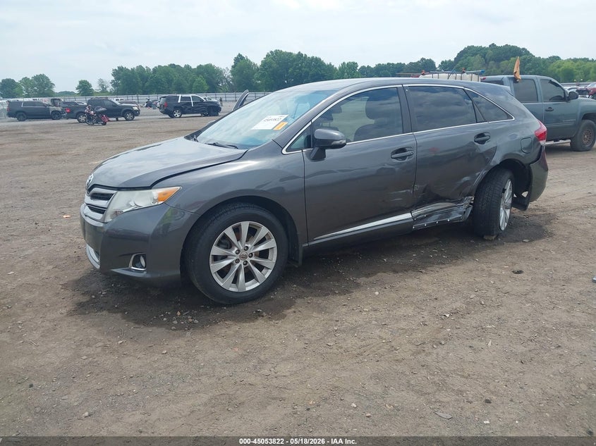 2015 TOYOTA VENZA auction photo 2