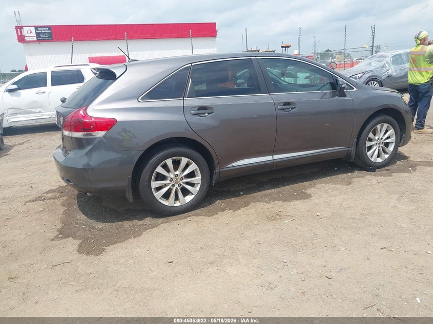 2015 TOYOTA VENZA auction photo 4