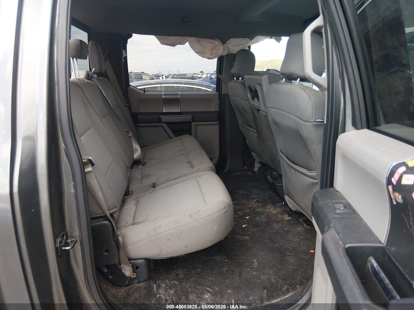 2016 FORD F-150 XLT — Photo 8