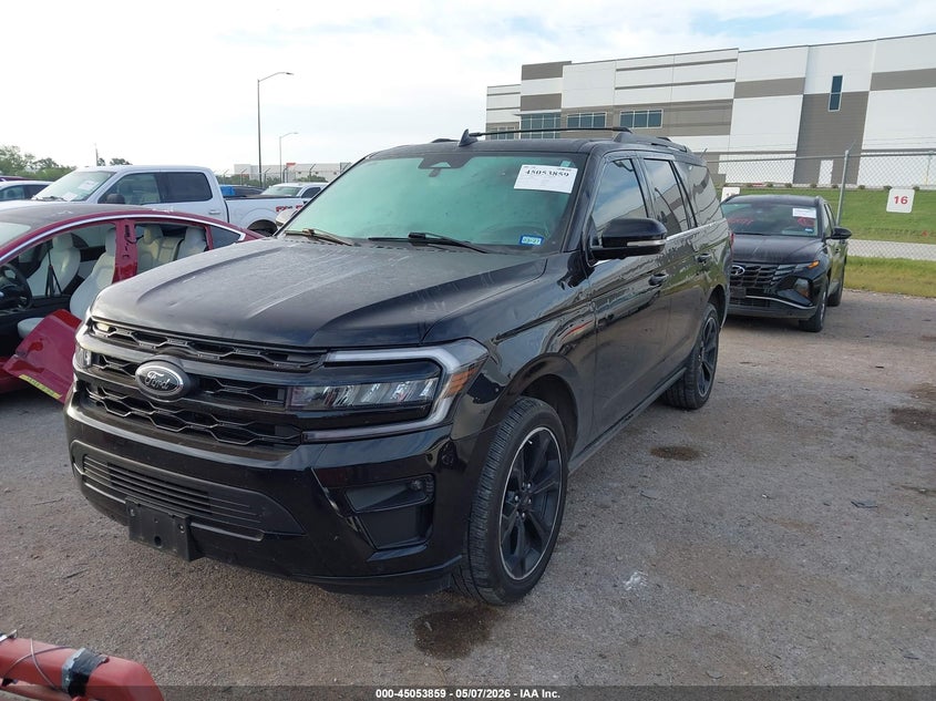 2024 FORD EXPEDITION auction photo 2