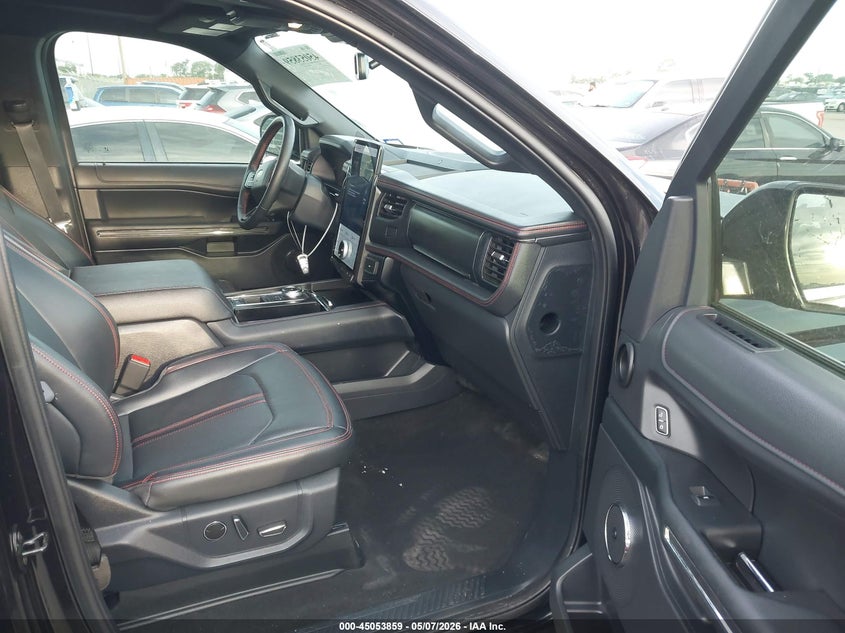 2024 FORD EXPEDITION auction photo 5
