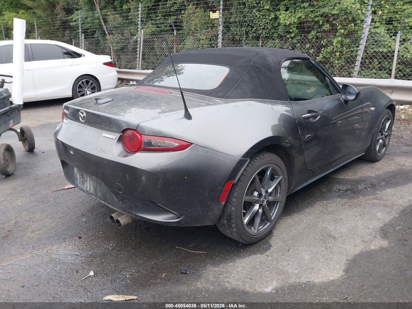 Vin: jm1ndad75l0415407, lot: 45551566, mazda mx-5 miata grand touring 20204