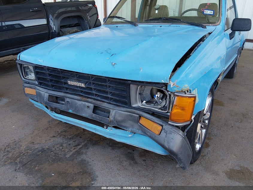 1985 Toyota Pickup Xtracab Rn56 Dlx VIN: JT4RN56DXF0113558 Lot: 45054194