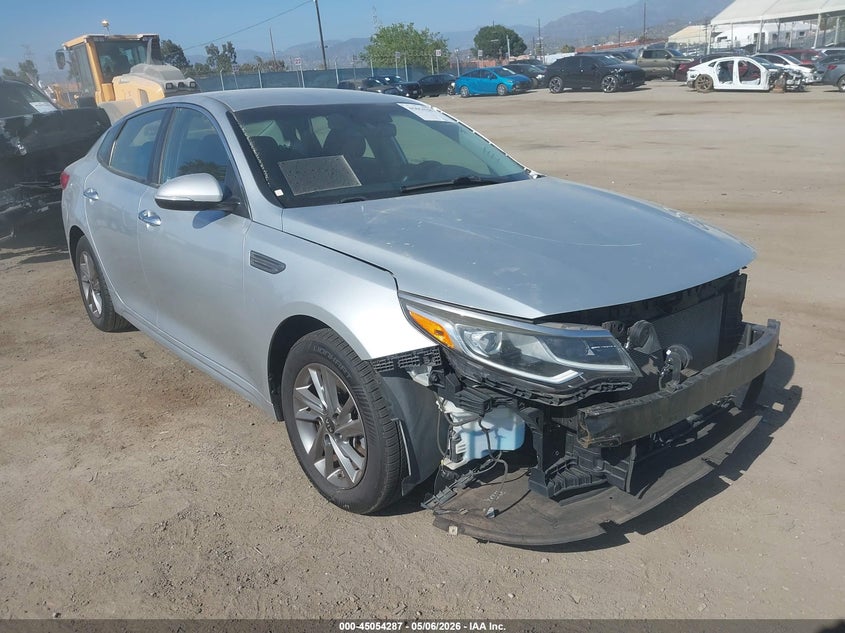 2019 KIA OPTIMA LX — Photo gallery