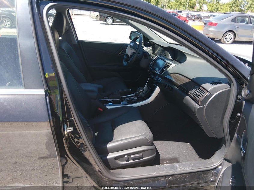 2016 HONDA ACCORD auction photo 5