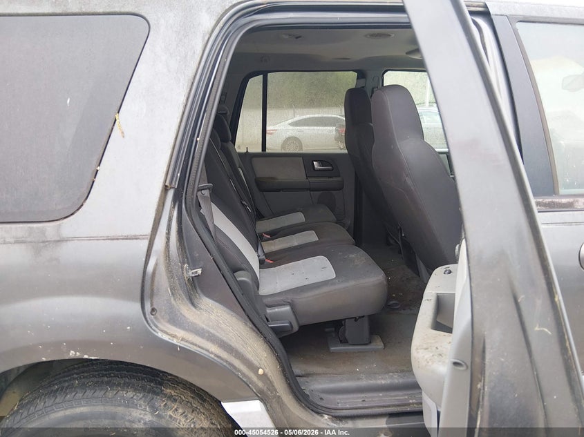 2004 Ford Expedition Xlt/Xlt Sport VIN: 1FMRU15W24LA16327 Lot: 45054526