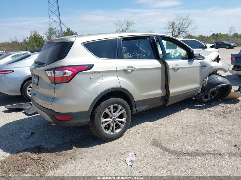 2017 FORD ESCAPE auction photo 4
