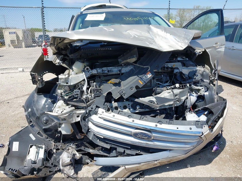 2017 FORD ESCAPE auction photo 6