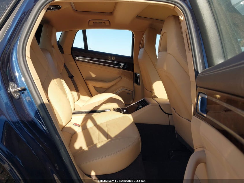 2022 PORSCHE PANAMERA auction photo 8