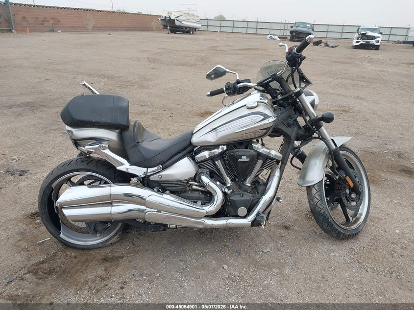2010 Yamaha Xv1900 Cu VIN: JYAVP27E5AA012358 Lot: 45054901