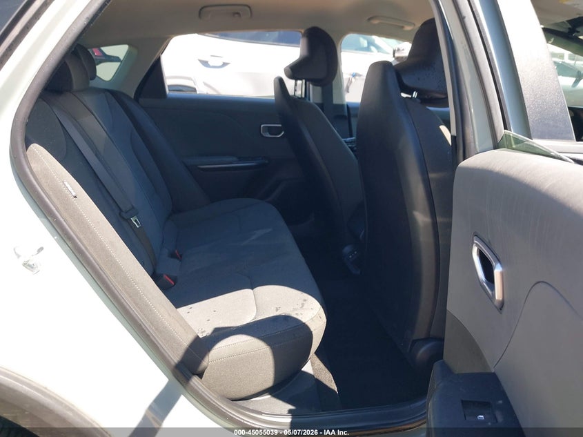 2025 KIA K4 auction photo 8