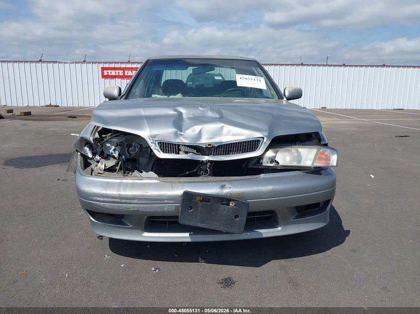 2000 Infiniti G20 Luxury/Touring VIN: JNKCP11A3YT309623 Lot: 45055131
