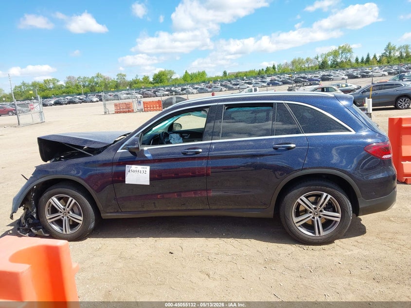 2021 MERCEDES-BENZ GLC 300 4MATIC SUV — Photo 14