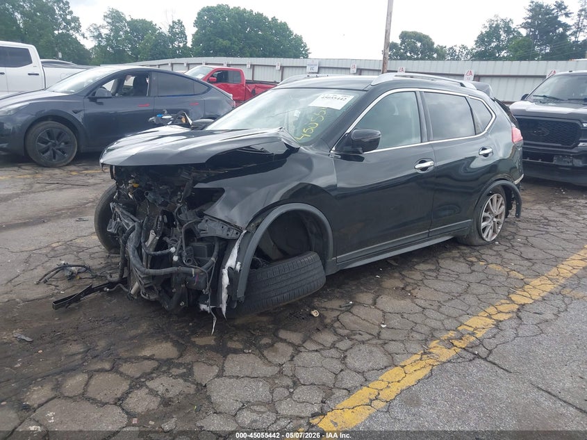 2017 NISSAN ROGUE auction photo 2